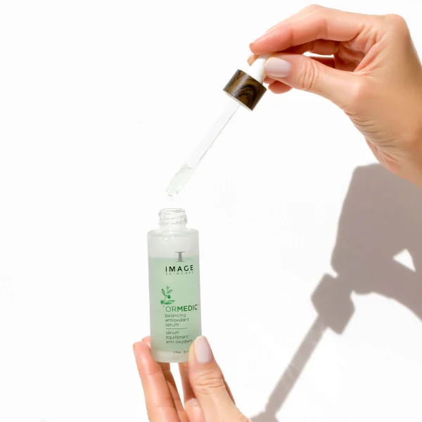 Ser anti oxidant Image ORMEDIC Balancing Anti-Oxidant Serum - imagine 2
