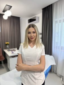 Dr Laura Boghian